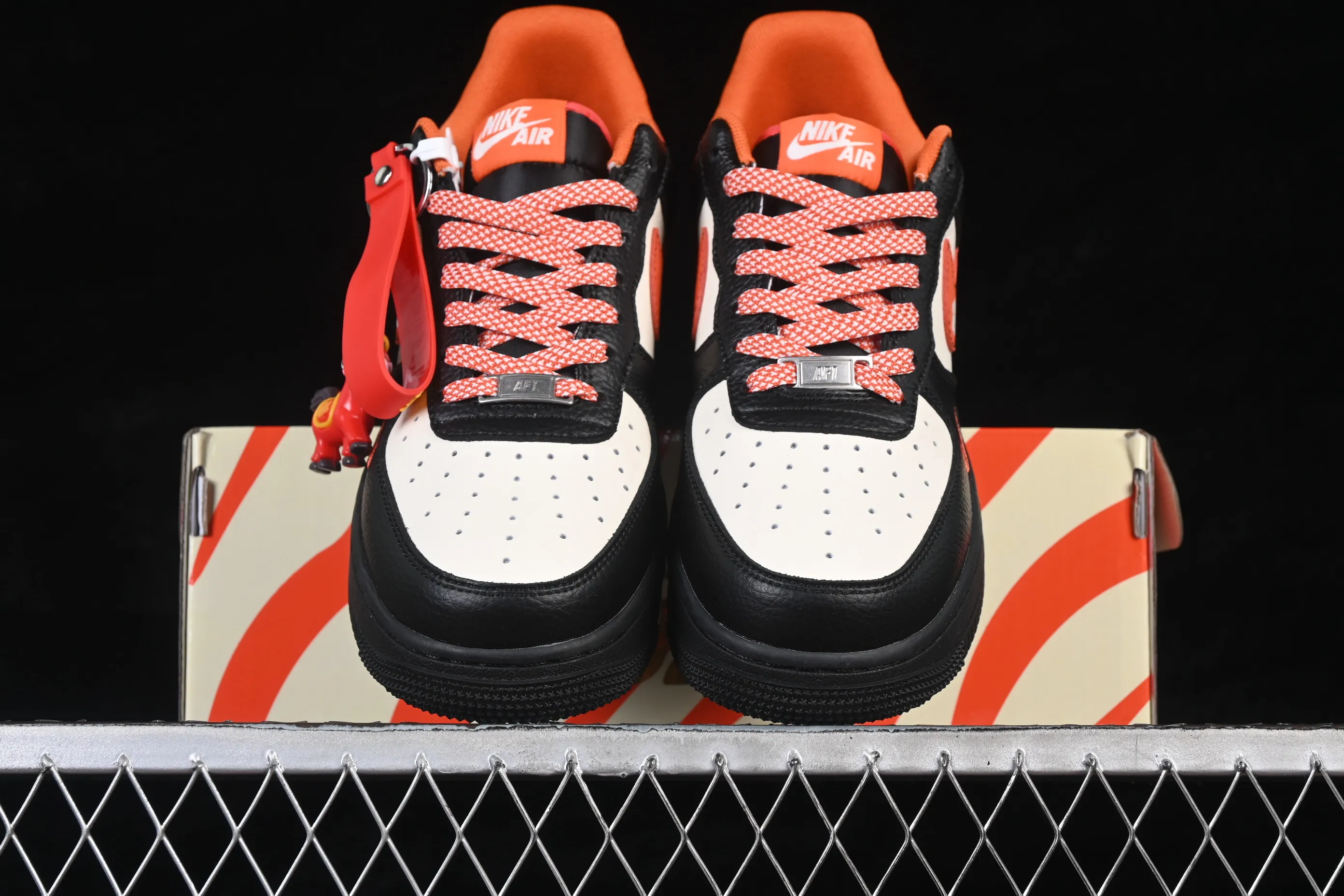 All Categories Nk Air Force 1 Air Force Series Nk Air Force 1 Low Air Force Low Nike Air Force 1'07 Low Year of the Horse Limited Black Orange Air Force One Low Casual Shoes XD0028-018
